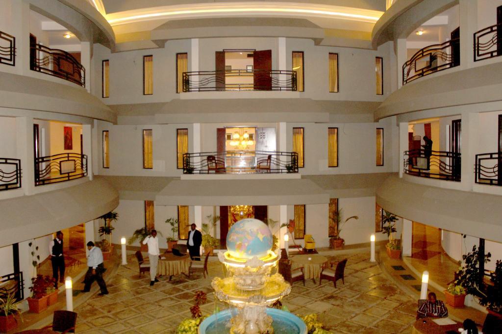 Hotel Lubumbashi Extérieur photo